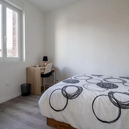 Maison 4 Ch, Ideal Deplacement Pro, Parking, Renove Apartmán